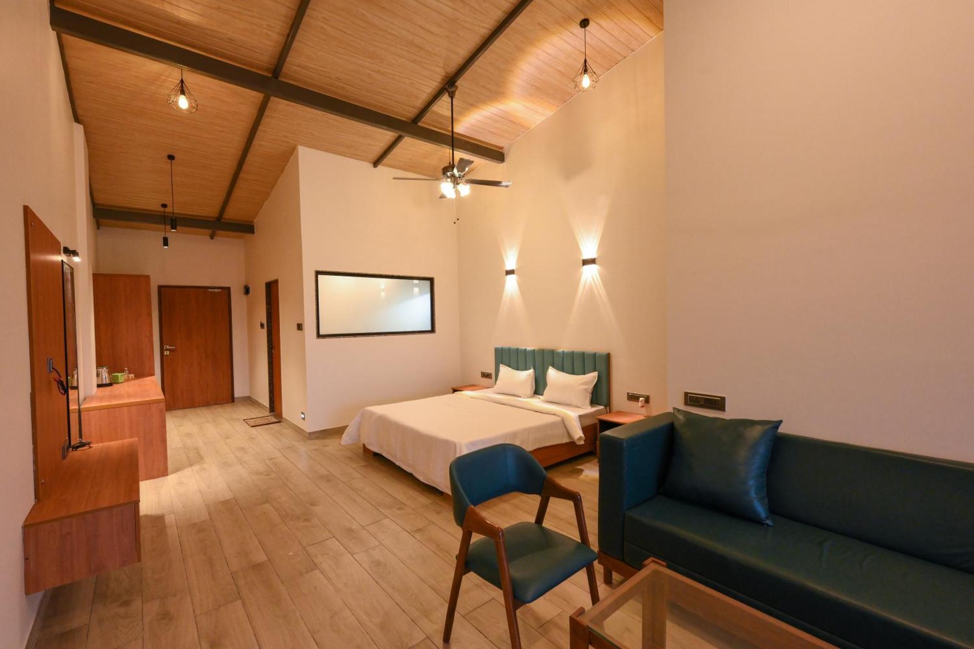E&G Green Courts Resort At Koroli Hill Station Nashik Exterior foto